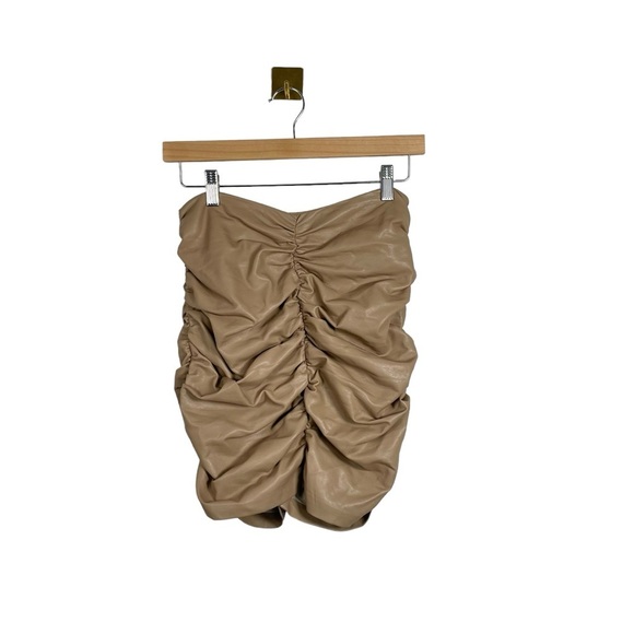 Astr The Label Leather Ruched Mini Skirt in Cappuccino Tan Size S - Picture 4 of 10